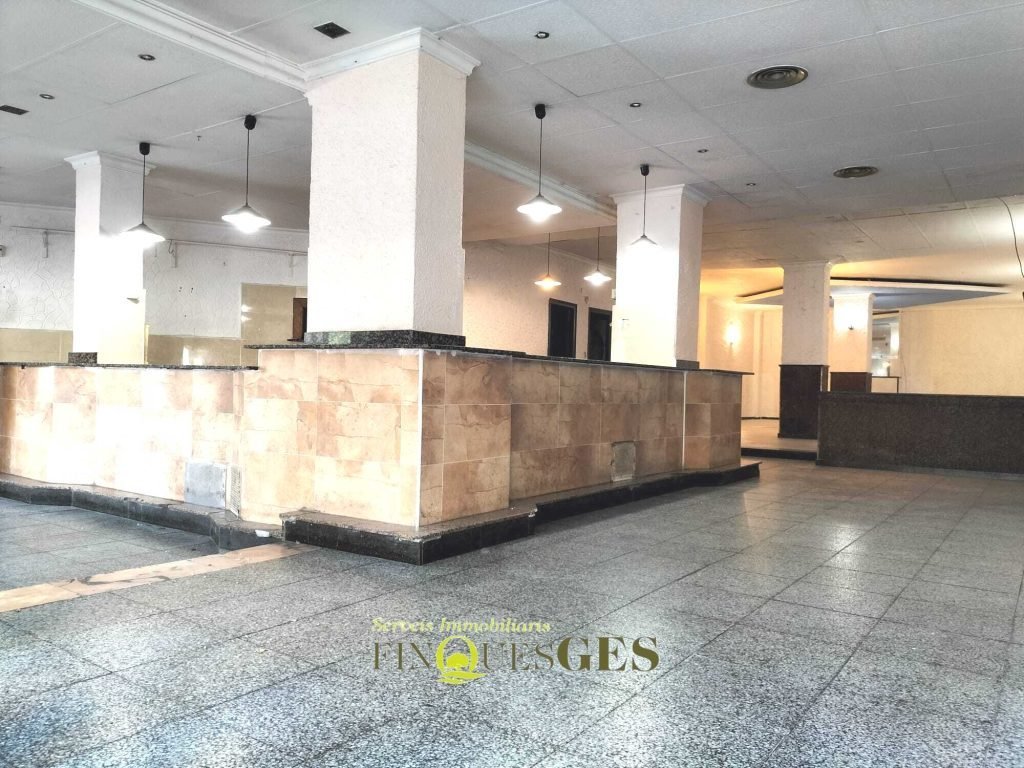 Local comercial en venda al carrer del Pare Manyanet de Reus