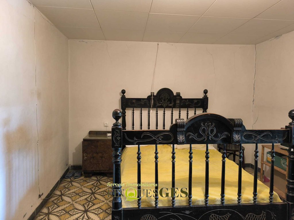 Casa de poble en venda a Carrer de L'Eixida, Vallbona de Les Monges