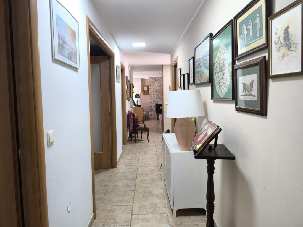 Masia en venda a Valls, 7 habitacions, 4 banys, 1 planta