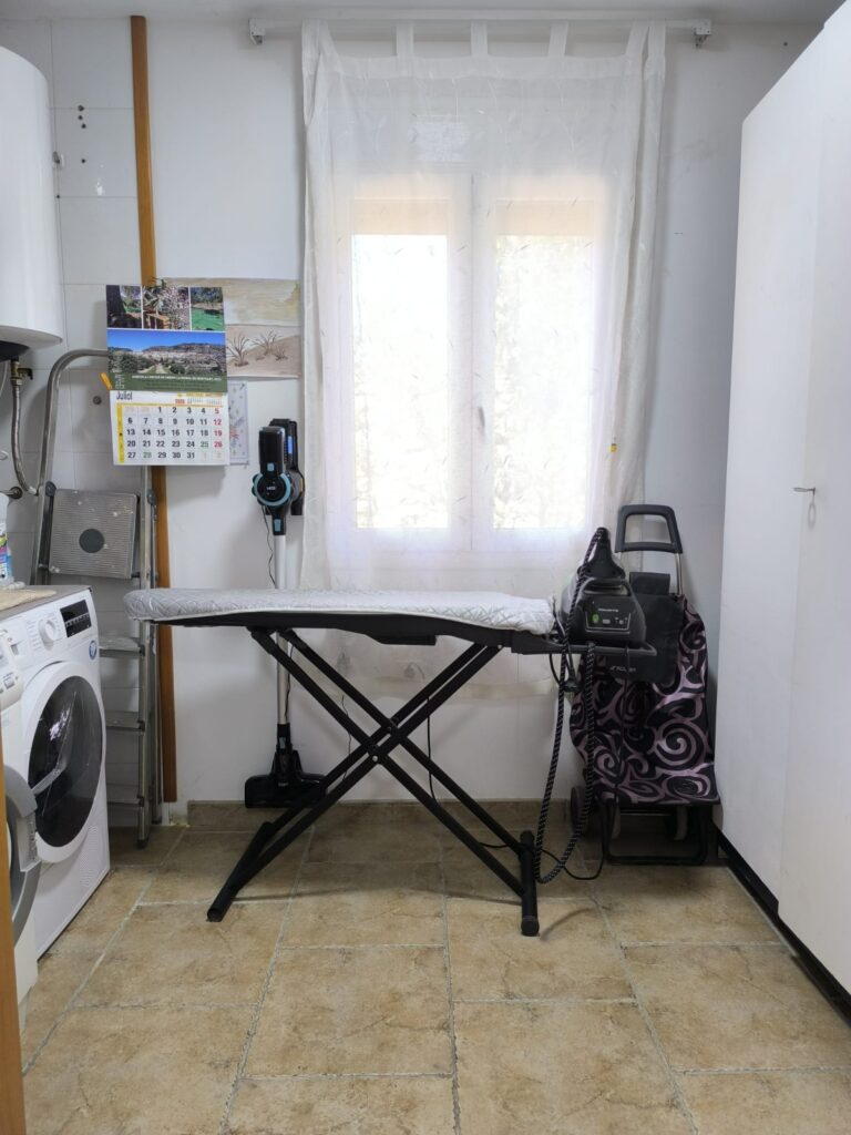 Masia en venda a Valls, 7 habitacions, 4 banys, 1 planta